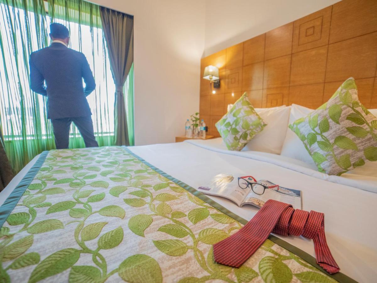The Orchid Hotel Hinjewadi Pune Esterno foto Deluxe Room