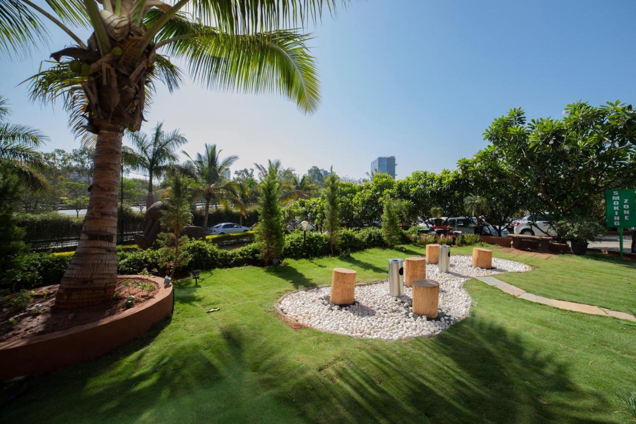The Orchid Hotel Hinjewadi Pune Esterno foto The campus