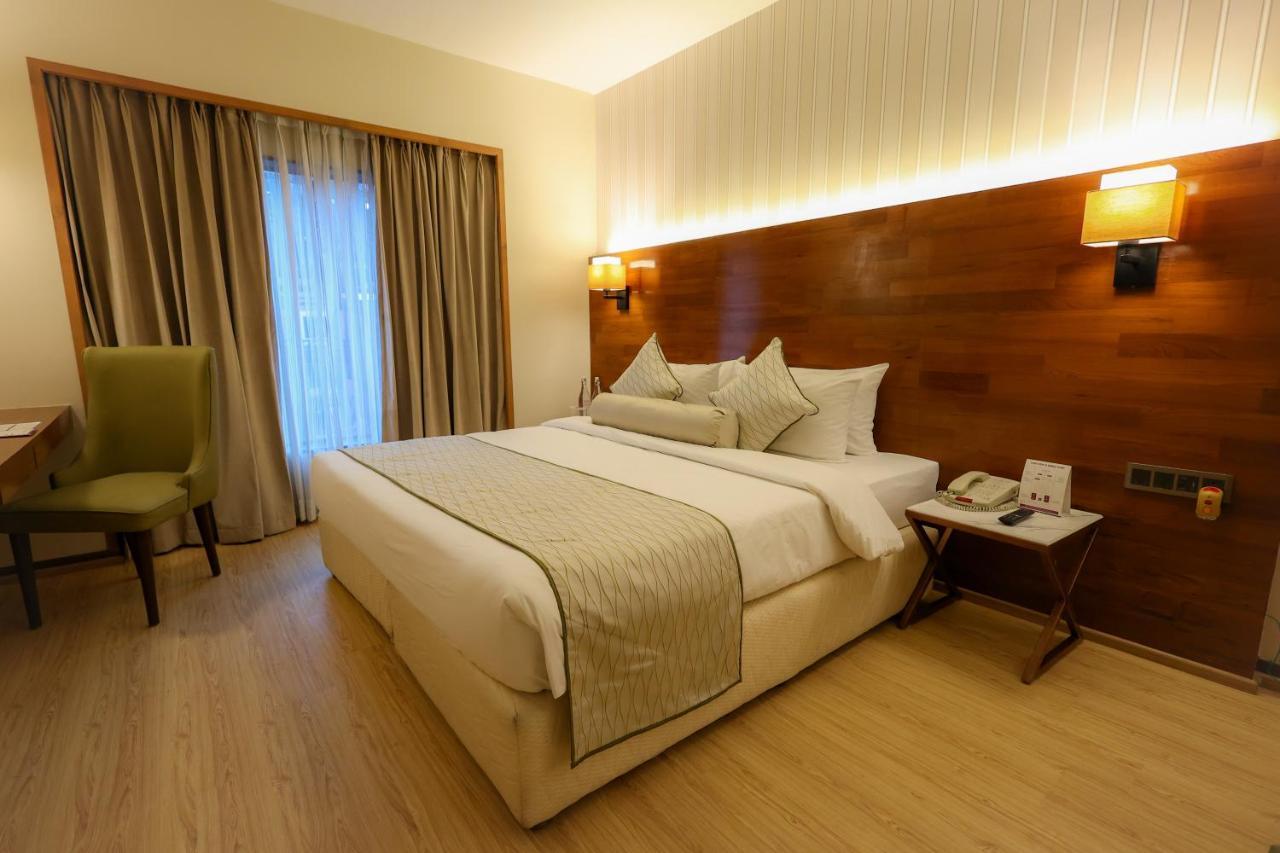 The Orchid Hotel Hinjewadi Pune Esterno foto Deluxe Room