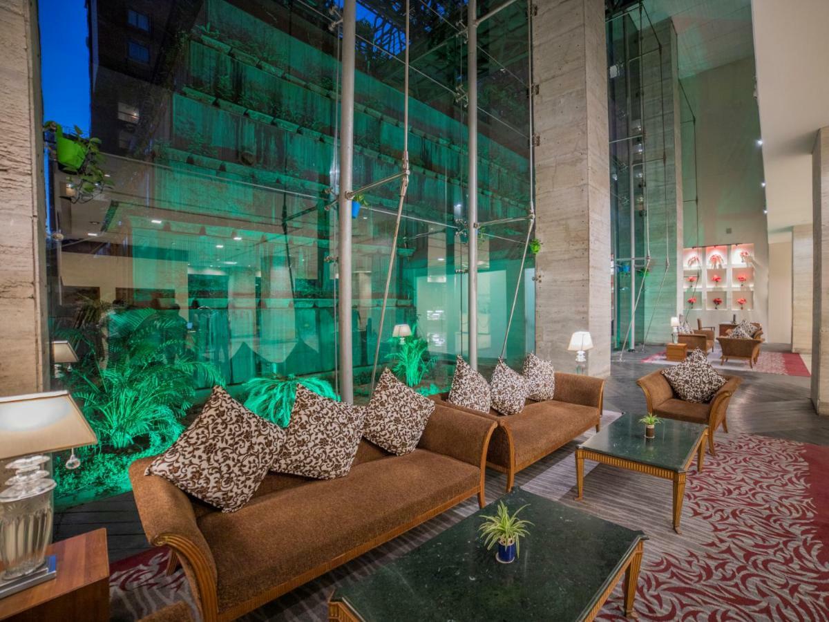 The Orchid Hotel Hinjewadi Pune Esterno foto Lobby